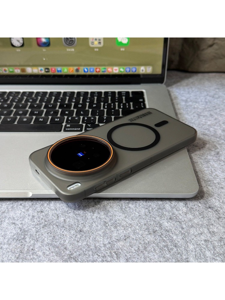 Ultra Thin Skin Feel Magnetic  - Transparent Thin Case recension och pris